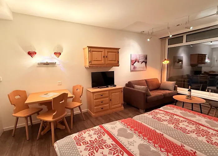 Zentral Wohnen, Ankommen, Heimeliges Ruhiges Mitten In Appartement Davos